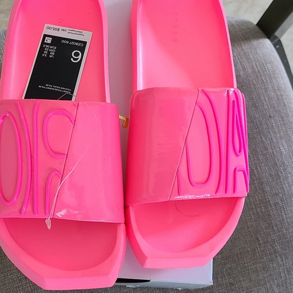 Jordan sandals - Picture 2 of 2